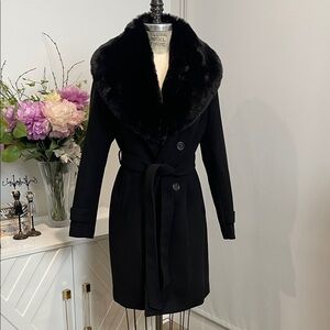 NWT Black Faux Fur Collar Double Breasted Midi Coat